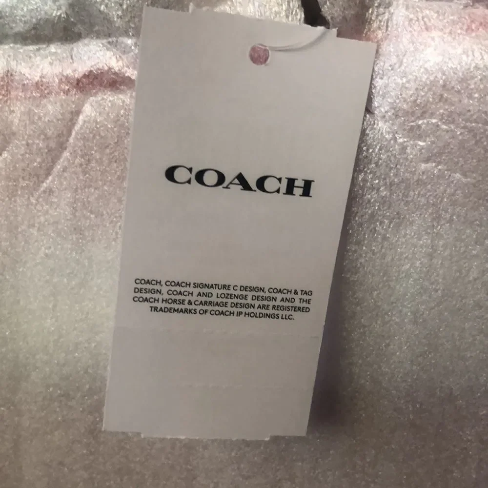 COACH DEMPSEY With large COACH PATCH LOGO . Removable strap. DEAD STOCK